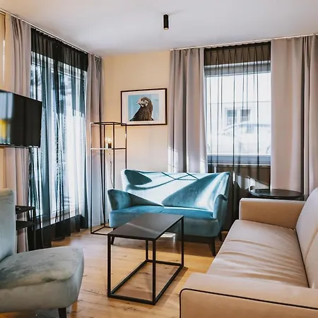 The House Zell Am アパートホテル 4*