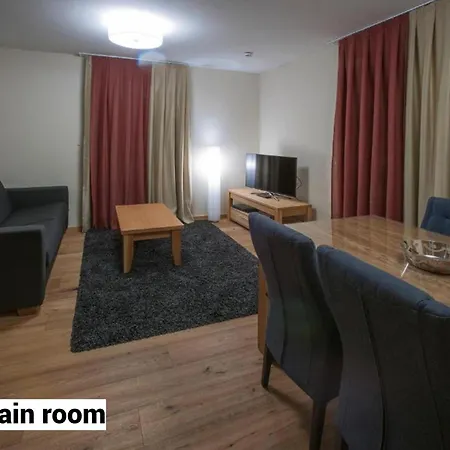 Апарт-готель The House Zell Am