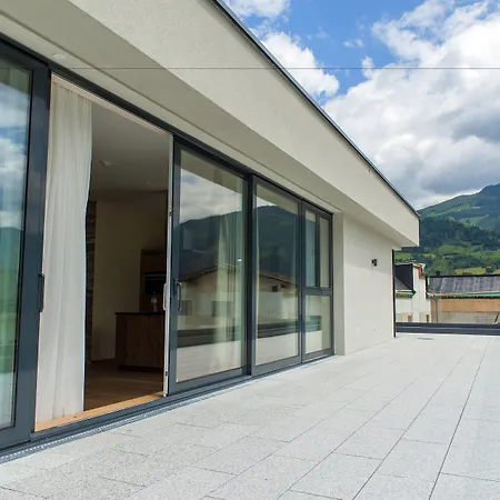 ذا هاوس 4* زيل أم سي