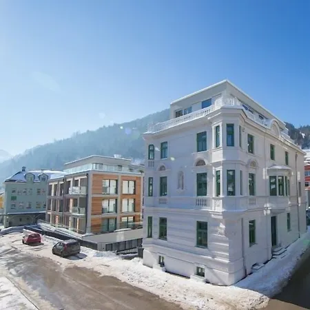 The House Zell Am Целль-ам-Зеє