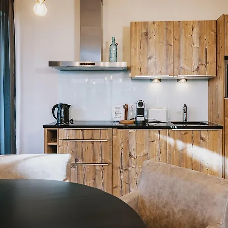 The House Zell Am Ξενοδοχείο με διαμερίσματα