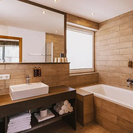 The House Zell Am Lägenhetshotell Zell am See