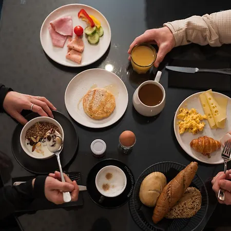 Lägenhetshotell The House Zell Am 4*