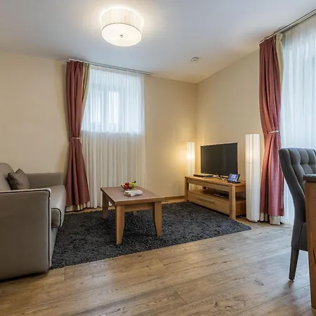 Hotel apartamentowy The House Zell Am Zell am See