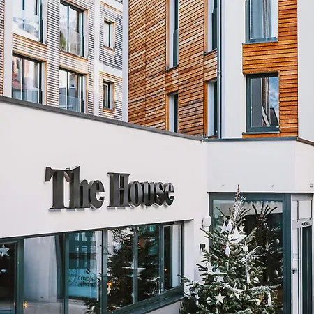Hotel apartamentowy The House Zell Am 4*