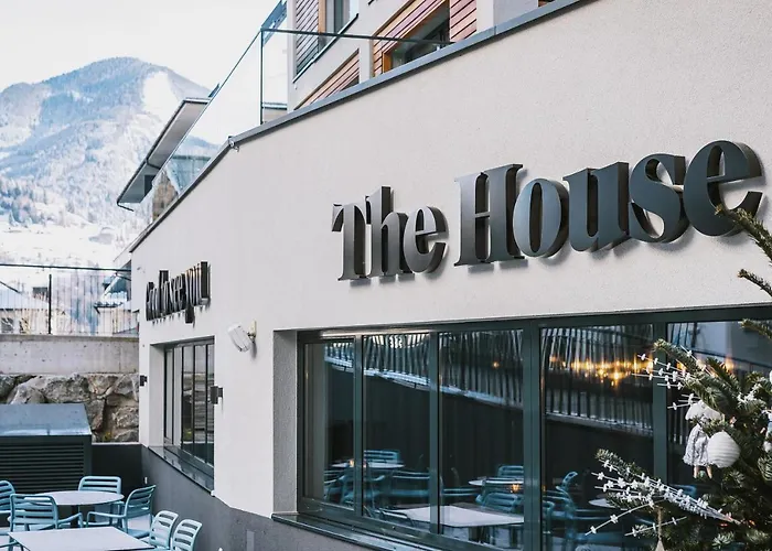 The House Zell Am 4*