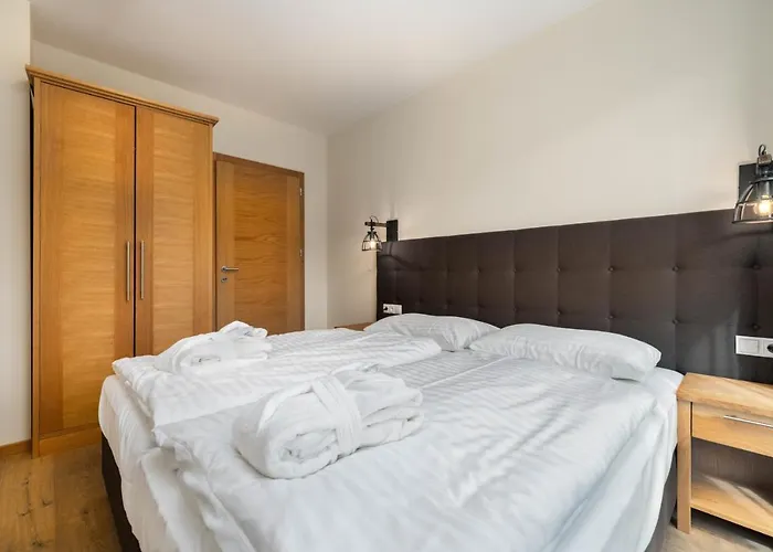 Aparthotel The House Zell Am 4*