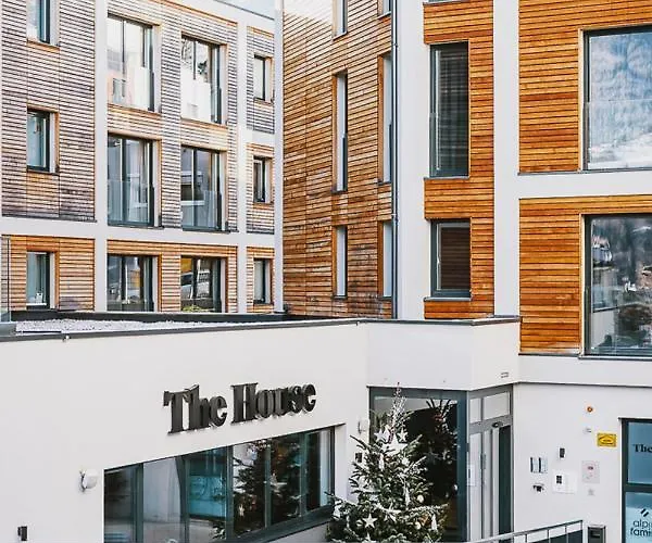 Апарт-готель The House Zell Am Целль-ам-Зеє