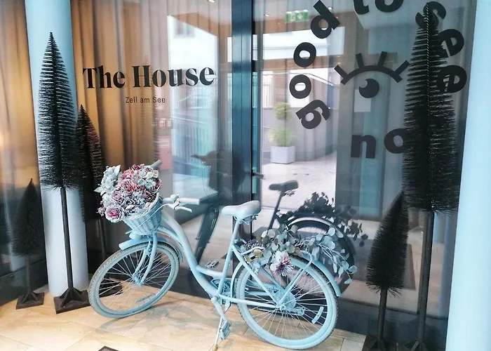 Lägenhetshotell The House Zell Am