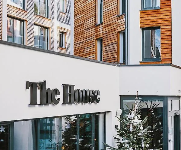 The House Zell Am Lägenhetshotell 4*