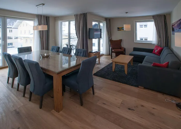 The House Zell Am 4*