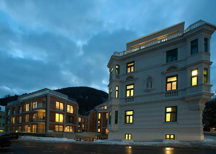 The House Zell Am 4*