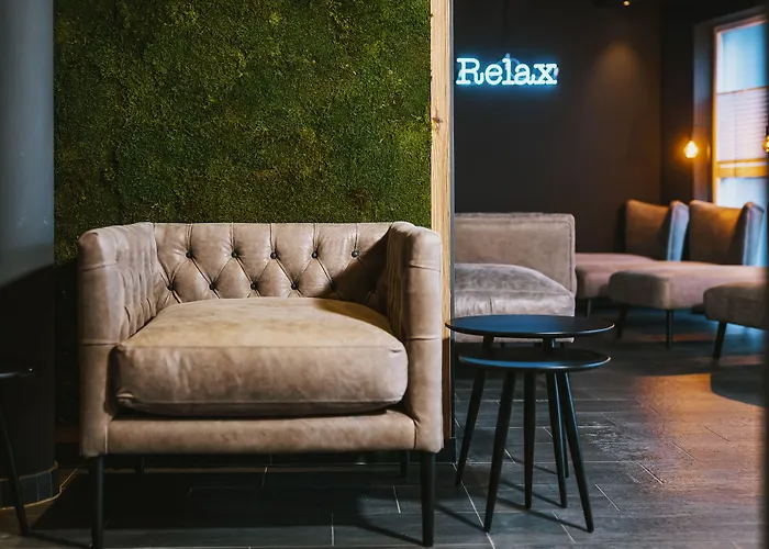 The House Zell Am Lägenhetshotell