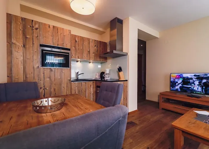 The House Zell Am Целль-ам-Зеє