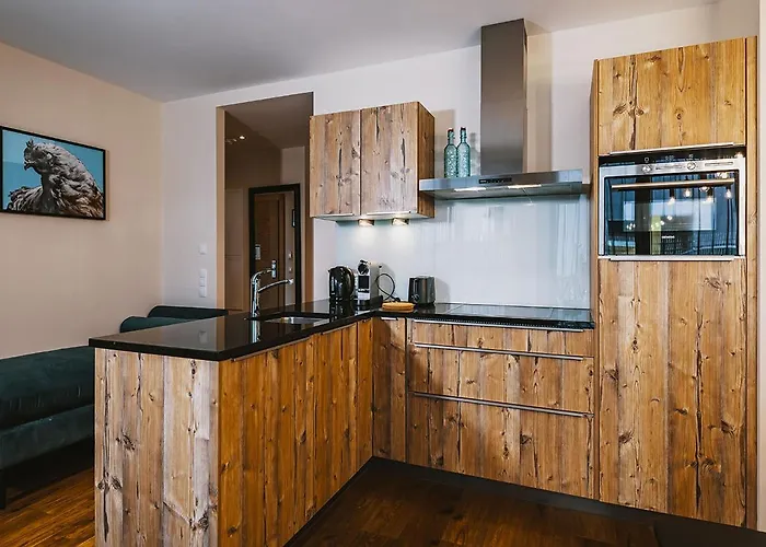 The House Zell Am 4*