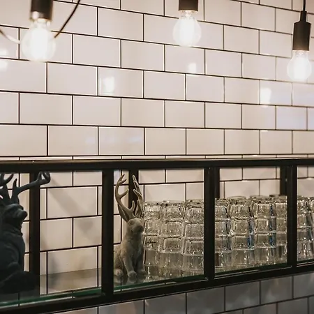 The House Zell Am Lägenhetshotell 4*