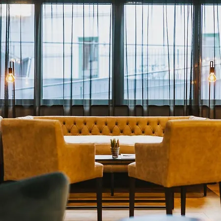 The House Zell Am Lägenhetshotell 4*