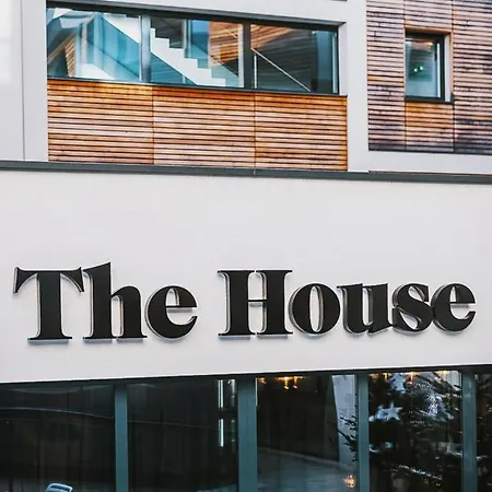 Ξενοδοχείο με διαμερίσματα The House Zell Am 4*